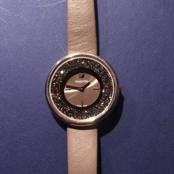 Beautiful Authentic Swarovski Ladies watch $380 retail. Stardust leather watch - Picture 6 of 12
